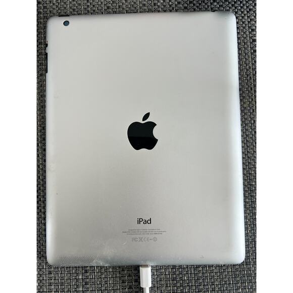 Apple ipad A1458 4th generation - Picture 2 of 3